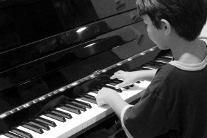 MusicMakers Kid At the Piano Black & White